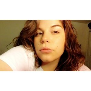 Meet your Posher, Carley